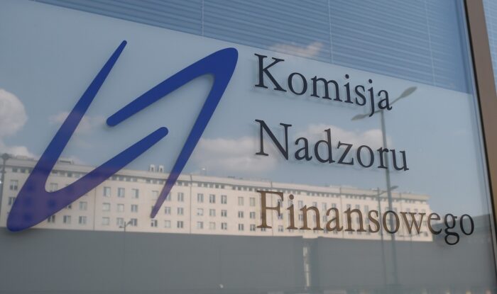 knf, komisja nadzoru finansowego, frankoiwcze, kredyty we frankach, restrukturyzacja kredytów frankowych