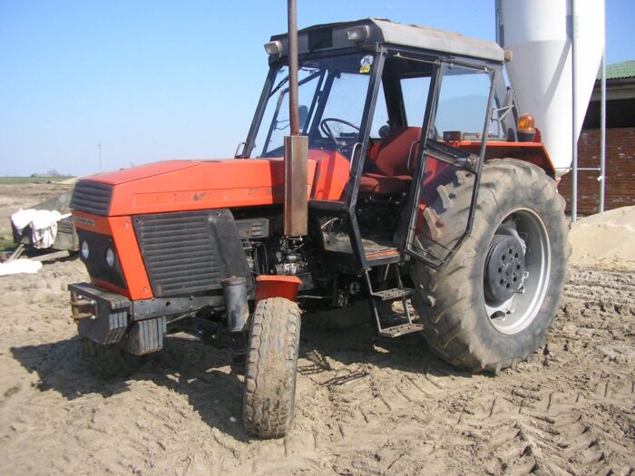 ciągniki, zakup ciągników, dopłaty do zakupu ciągników, sejmowa komisja rolnictwa, Zbigniew Ajchler