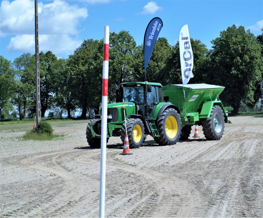 rolnictwo precyzyjne, Gołotczyzna, Zespół Szkół Centrum Kształcenia Rolniczego w Gołotczyźnie, John Deere, Rol-Brat
