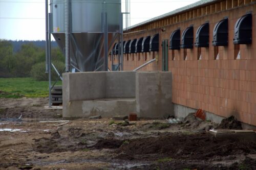 rozwój rolnictwa, rząd, ustawa odległościowa, blokowanie budowy