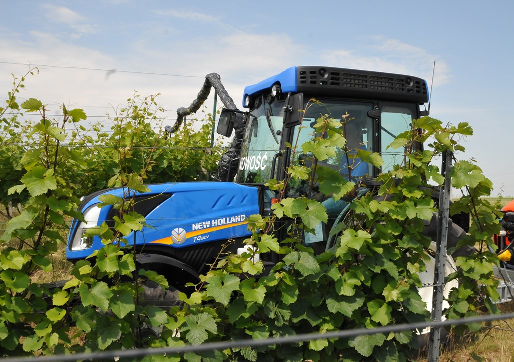 New Holland T4.80V