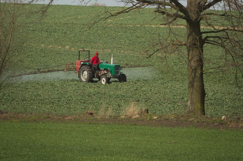 rolnictwo, emerytura, praca, emerytura rolnika, prawo, przepisy, Andrzej Duda