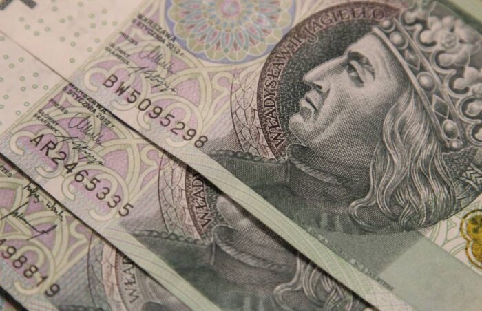 nowelizacja ustawy płatności bezpośrednie, dopłaty, pieniądze, e-wniosek