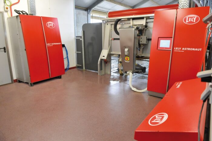 lely, lely astronaut, mleko, bydło mleczne