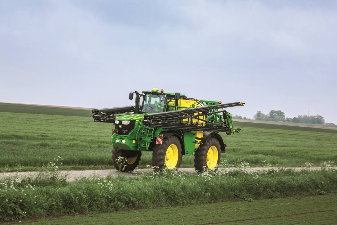 Opryskiwacz samojezdny John Deere R4050i