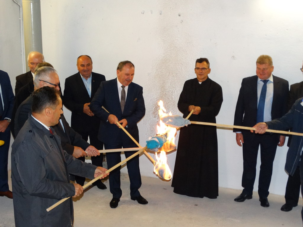 rozpalenie pieca, cukrownia Strzyżów, kampania cukrownicza