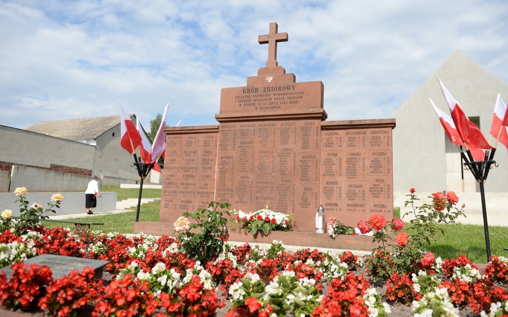 DzieńWalki i Męczeństwa Wsi Polskiej, senat, obszary wiejskie, pacyfikacja wsi Michniów, patriotyzm polskiej wsi