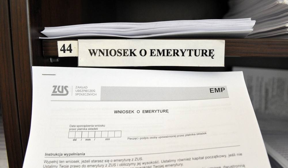 reforma emerytalna, ZUS, praca, emerytura, pieniądze, wniosek o emeryturę