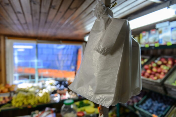 foliówki, darmowe reklamówki, toby foliowe, ministerstwo środowiska, ochrona środowiska, opłata recyklingowa