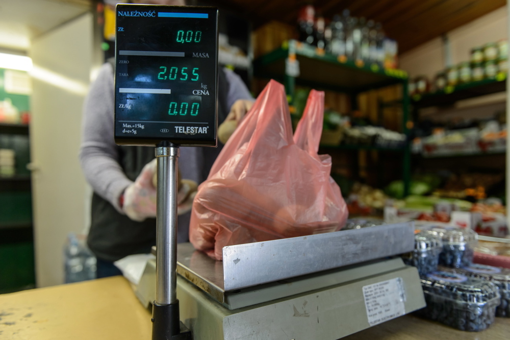 zakaz handlu w niedziele, solidarność, prawo pracy, handel, janusz śniadek