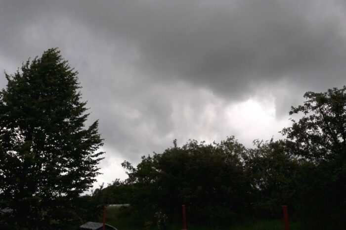 pogoda, załamanie pogody, deszcz ze śniegiem,