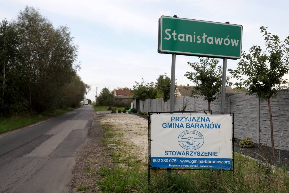 lotnisko Stanisławów, gmina Baranów, mazowieckie, wieś, wysiedlenia mieszkańców