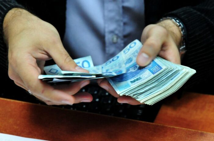 wynagrodzenia, pieniądze, presja płacowa, rynek pracy, zatrudnienie, Piotr Piękoś