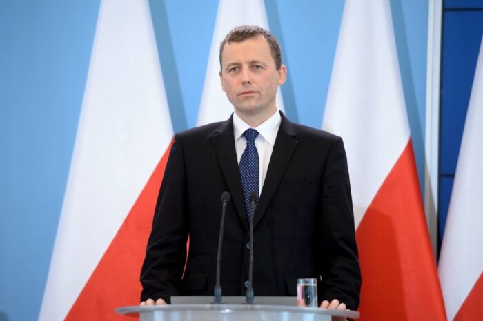 port lotniczy, gmina Baranów, projekt uchwały Rady Ministrów, lotnisko