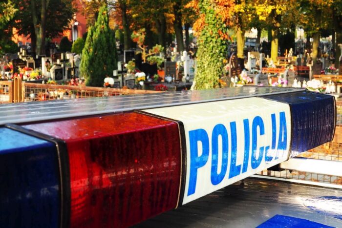 byk przygniótł mężczyznę, byk, tragedia w gospodarstwie, Bolewice, Nowy Tomyśl, świecie