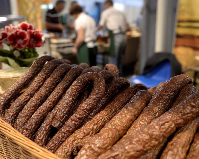Lista Produktów Tradycyjnych, przysmaki regionalne, żywność regionalna, żywność tradycyjna, Kiełbasa polska wędzona