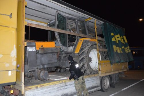 kradzione ciągniki, kradzione maszyny rolnicze, policja, straż graniczna, przestępczość, wielkopolska