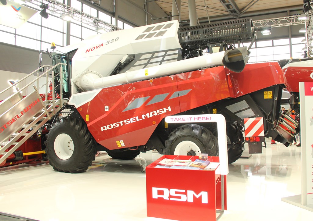 Rostselmash Nova 330