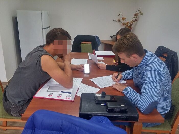 obcokrajowcy, zatrudnienie obcokrajowców, pracownicy sezonowi, rolnictwo, nielegalna praca w gospodarstwie