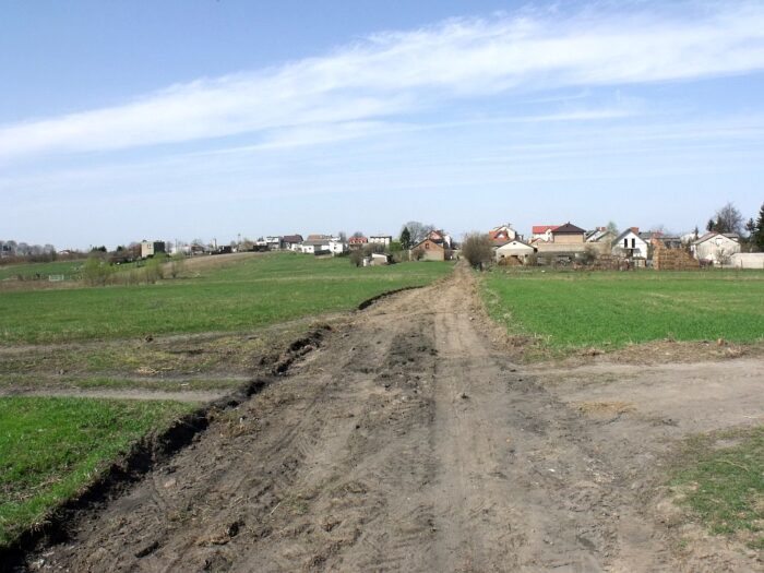 obszary wiejskie, krir, napływowi mieszkańcy wsi, skargi na rolników, regulacje planistyczne