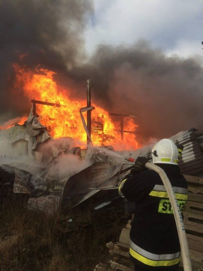 pożar, Biała Podlaska, straż pożarna, pożar przechowalni owoców