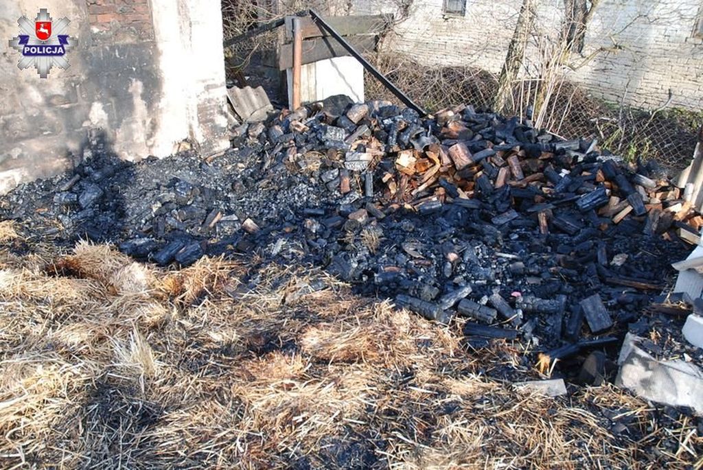 podpalenie stodoły, pożar stodoły, gmina Trawniki, powiat świdnicki, lubelszczyzna, straż pożarna, policja