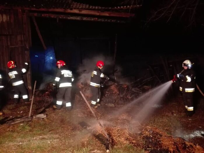 podpalenie stodoły, próba wymuszenia odszkodowania, gmina Wielgomłyny, powiat radomszczański, straż pożarna