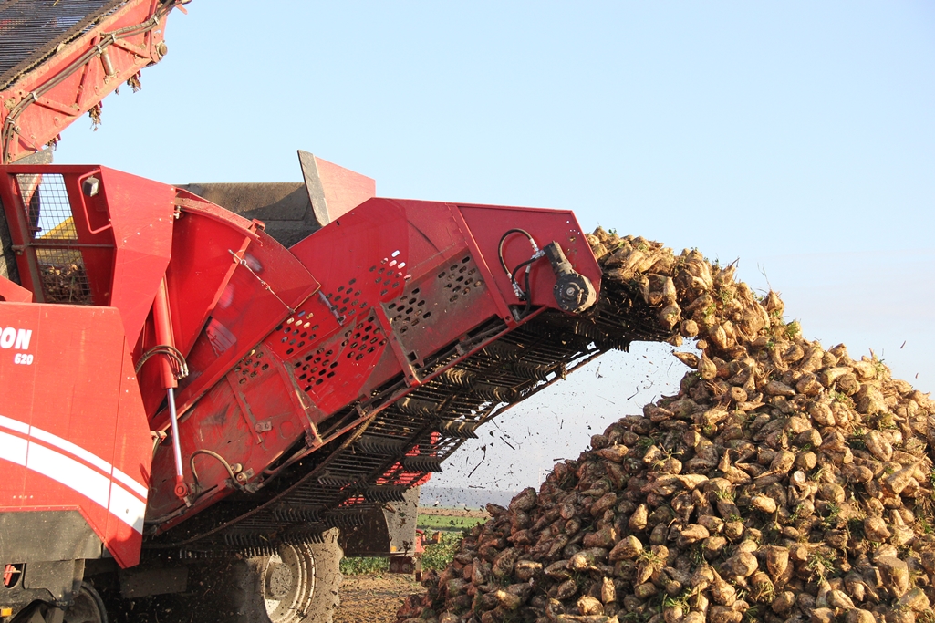 długi rolników, zadłużenie przedsiębiorstw rolnych, krir, ministerstwo rolnictwa