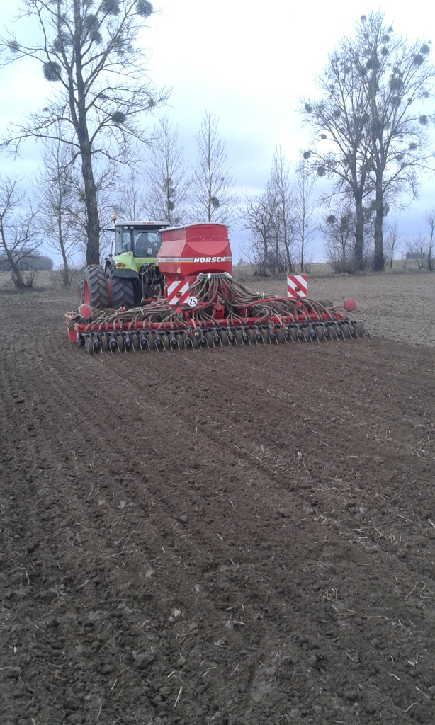 siewnik, ciągnik, siew