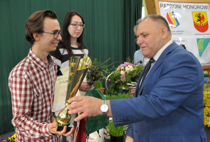 OWiUR, Karolewo, olimpiada, XLII edycja OWiUR, eliminacje okręgowe OWiUR, edukacja, zdjęcia z eliminacji w Karolewie