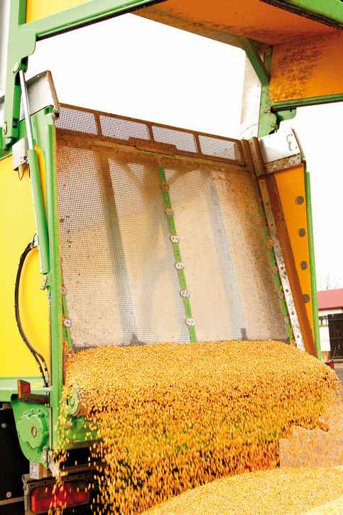 ładunek na burcie Joskin Drakkar