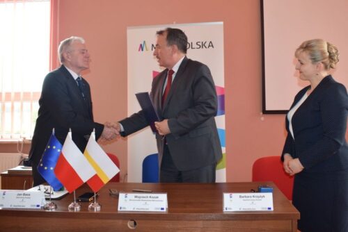 Wojciech Kozak, Jana Basa, gmina kozłów, małopolska, usuwanie azbestu z budynków, azbest