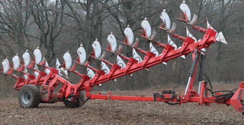 Maximus - 12-korpusowy pług Akpilu