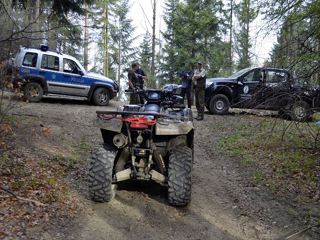 lasy państwowe, straż leśna, crossowcy, quadowcy, akcja CROSS 2018, nadleśnictwo myślenice