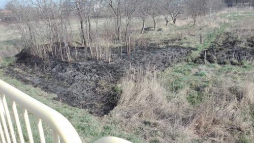 pożary traw, wypalanie traw, świętokrzyskie, ostrowiec świętokrzyski, straż pożarna