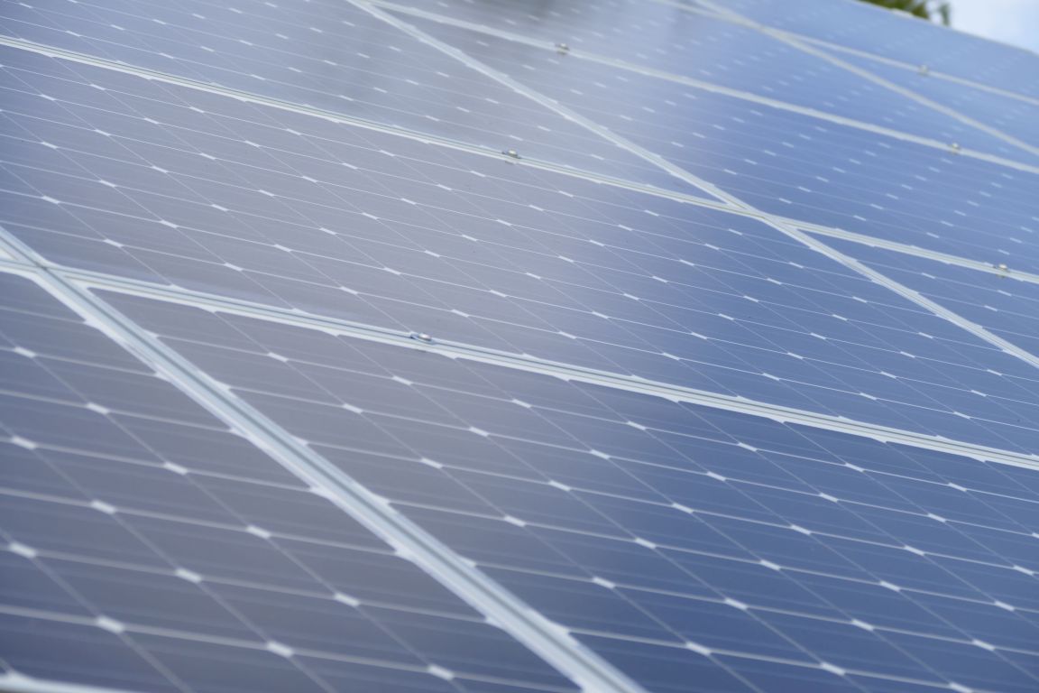 farma fotowoltaiczna, panele fotowoltaiczne, elektrownia fotowoltaiczna, energia słoneczna, system aukcyjny