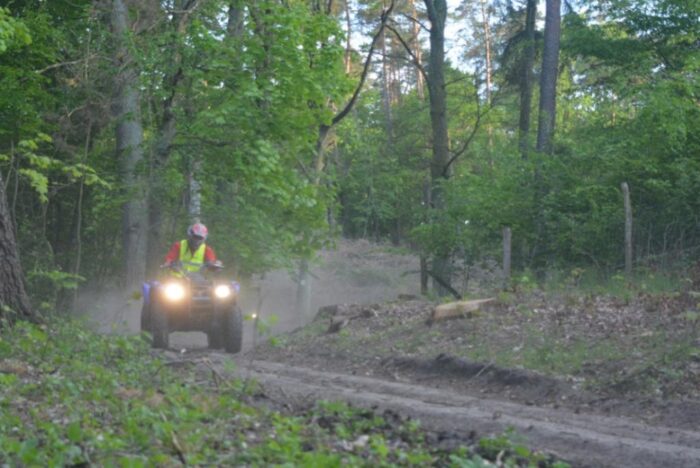 quad, prawo, przepisy, mandat, grzywna, jazda quadem w lesie, Lasy Państwowe