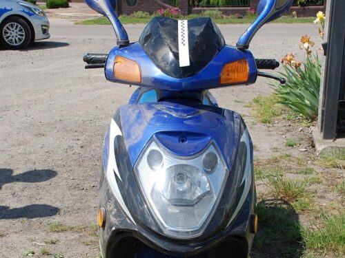 Kąkolewnica, Radzyn Podlaski, lubelszczyzna, konie, skuter, taśma w poprzek drogi