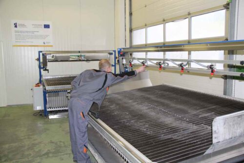 stół rowkowy do badania rozpylaczy