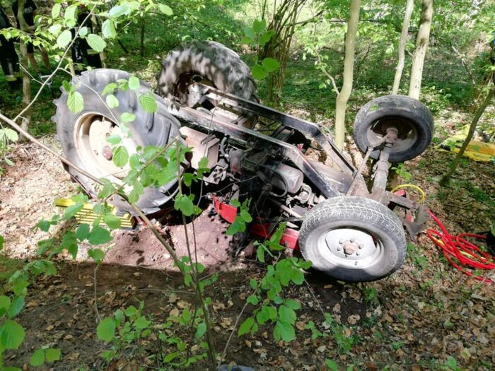 wypadki z udziałem ciągników, traktoir przygniótł rolników, Borkowo, Tczew, pomorze, leszczynek, powiat kutnowski