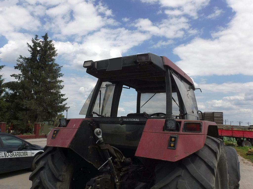 olej opałowy, ciągnik rolniczy na opałówce, akcyza, KAS, przestępstwo, paliwa