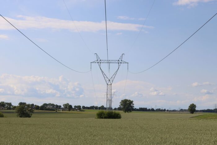 kupno ziemi przez spółki przesyłowe, spółki przesyłowe, ziemia rolna, kowr, andrzej duda
