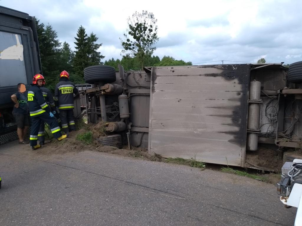 wypadek, trzoda chlewna, świnie, wypadek transportu świń
