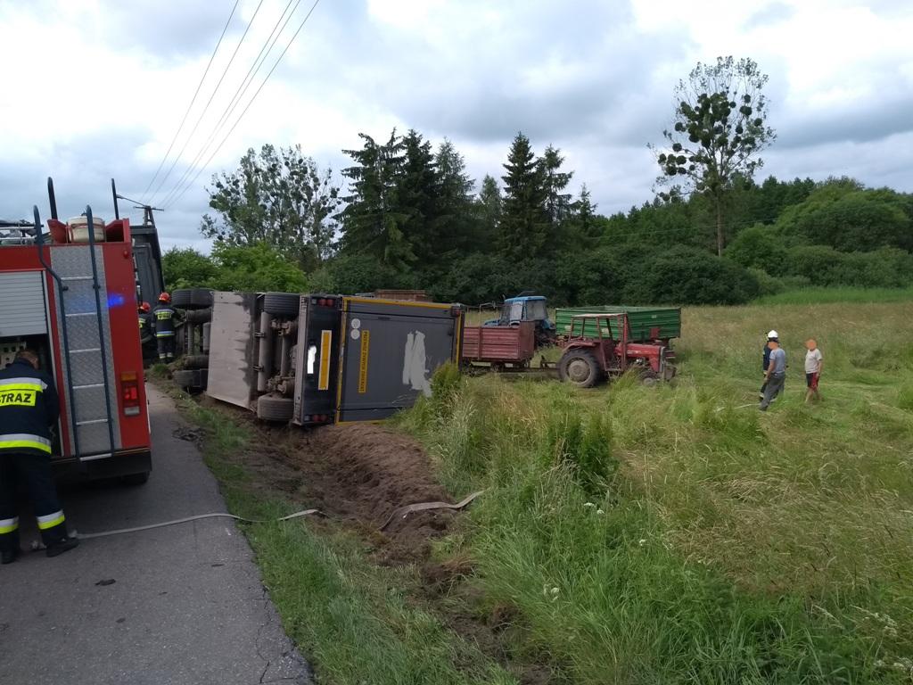 wypadek, trzoda chlewna, świnie, wypadek transportu świń