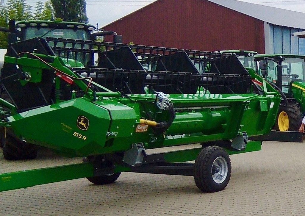 John Deere W330
