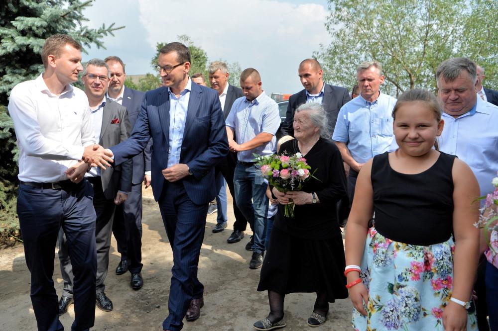 Mateusz Morawiecki, premier Polski, wieś, program dla rolnictwa, rząd pis, MRiRW