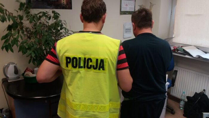 łódź, bałuty, kradzież akumulatora z kombajn, kombajn zbożowy, policja