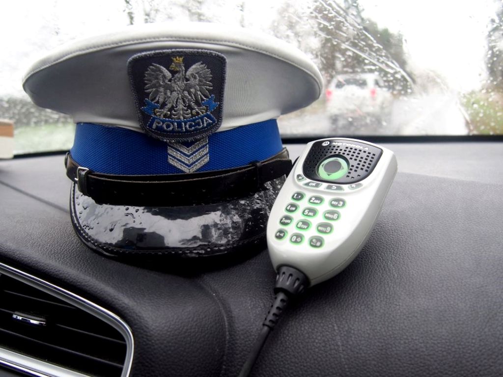 kradzież paliwa z maszyn rolniczych, kradzież paliwa, gmina rokociny, powiat tomaszowski