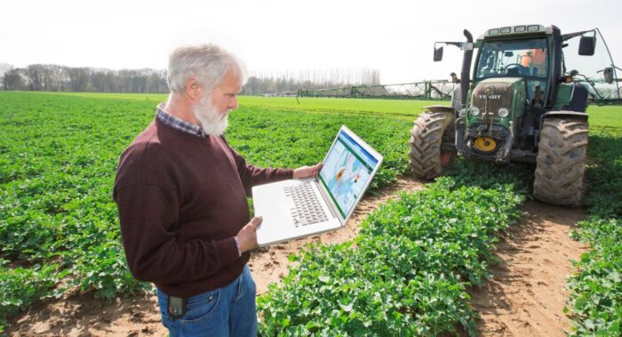 Jedno ze szkoleń prowadzonych przez ekspertów Bayera