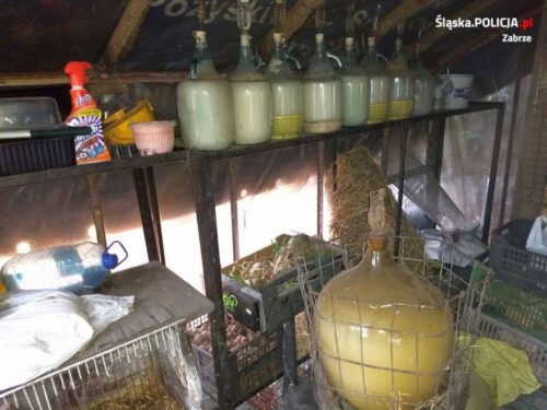 alkohol, nielegalna wytwórnia alkoholu, policja, Zabrze